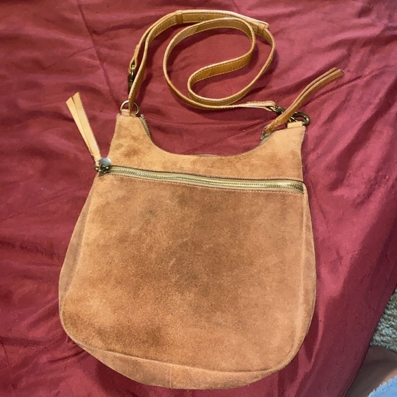 100% LEATHER LUCKY BRAND CROSSBODY/SHOULDER BAG CAMEL COLOR LIKE NEW CONDITION - Picture 6 of 9